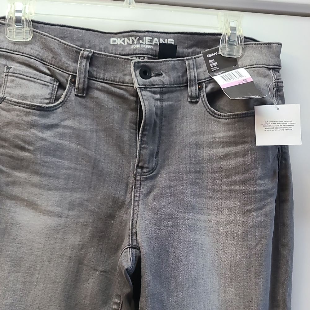 NWT! DKNY SOHO skinny Size 6 Faded Gray Jeans. Brand New.